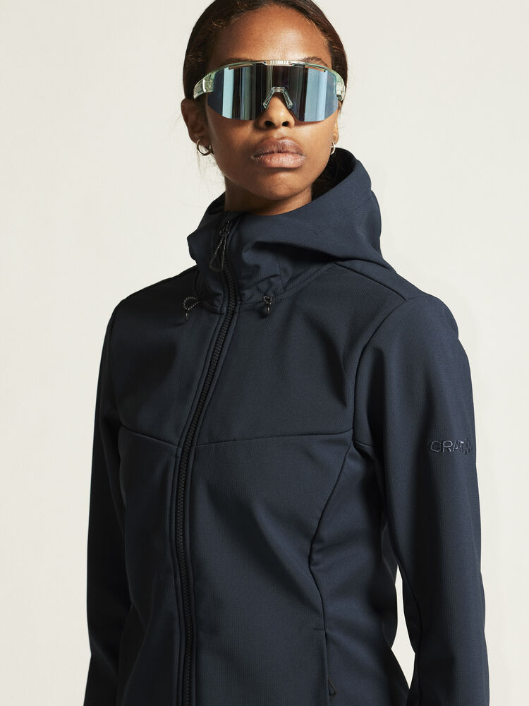 1915259-396000_ADV-Explore-Softshell-2-Jkt-W_closeup5