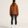 1915261-699000_CORE-Explore-Lt-Insulation-Jkt-W_closeup3