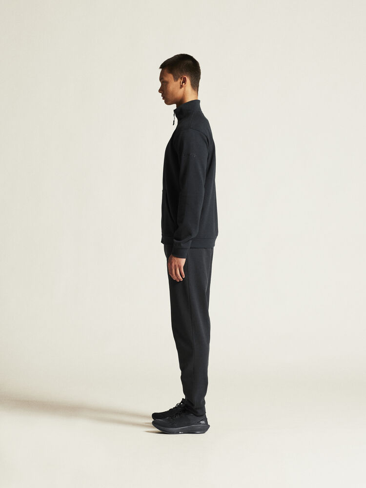 1915297-999000_Community-2-Zip-Jkt-M_closeup4