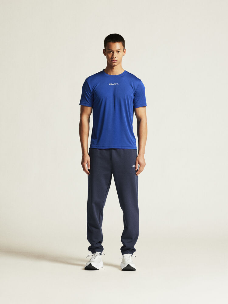 1915303-346000_Squad-Go-Function-Tee-M_closeup1