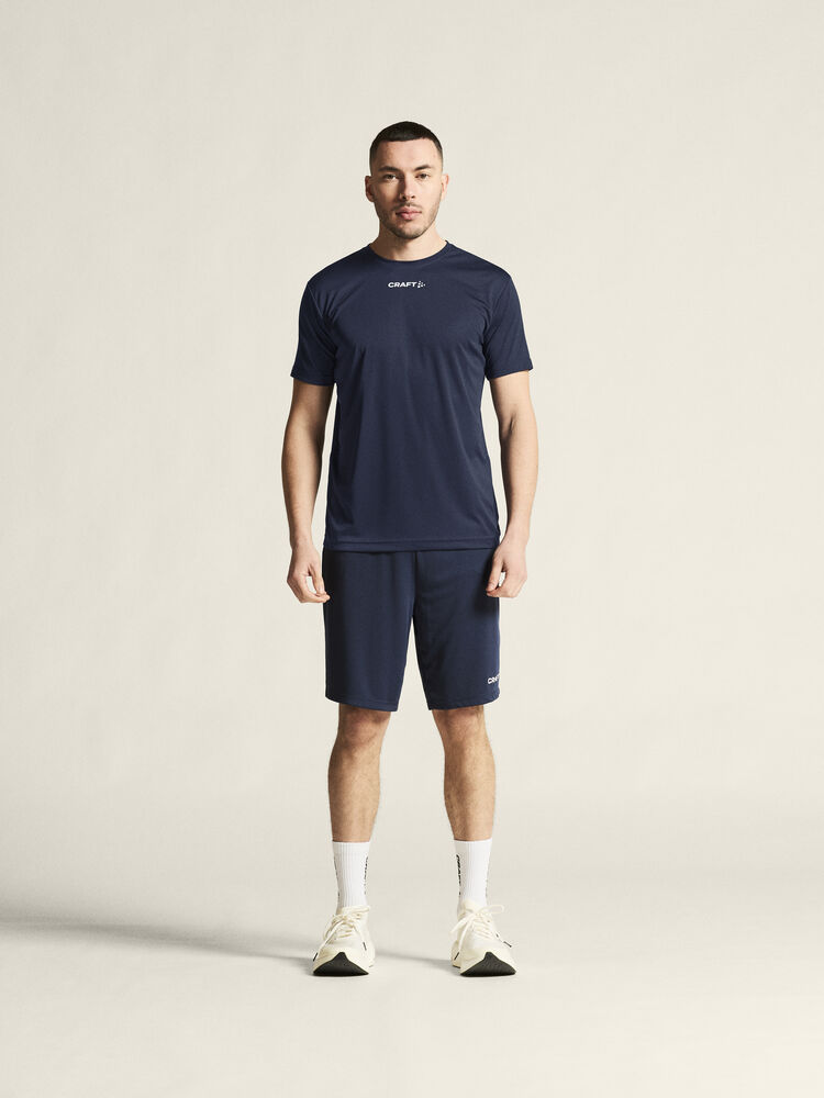 1915303-390000_Squad-Go-Function-Tee-M_closeup1