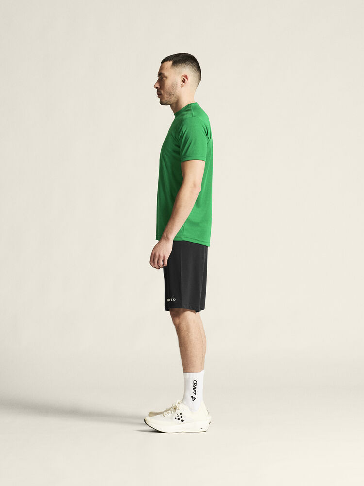1915303-651000_Squad-Go-Function-Tee-M_closeup4