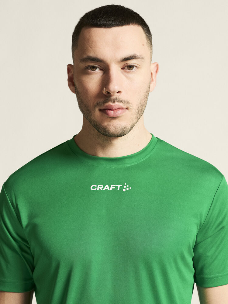 1915303-651000_Squad-Go-Function-Tee-M_closeup6