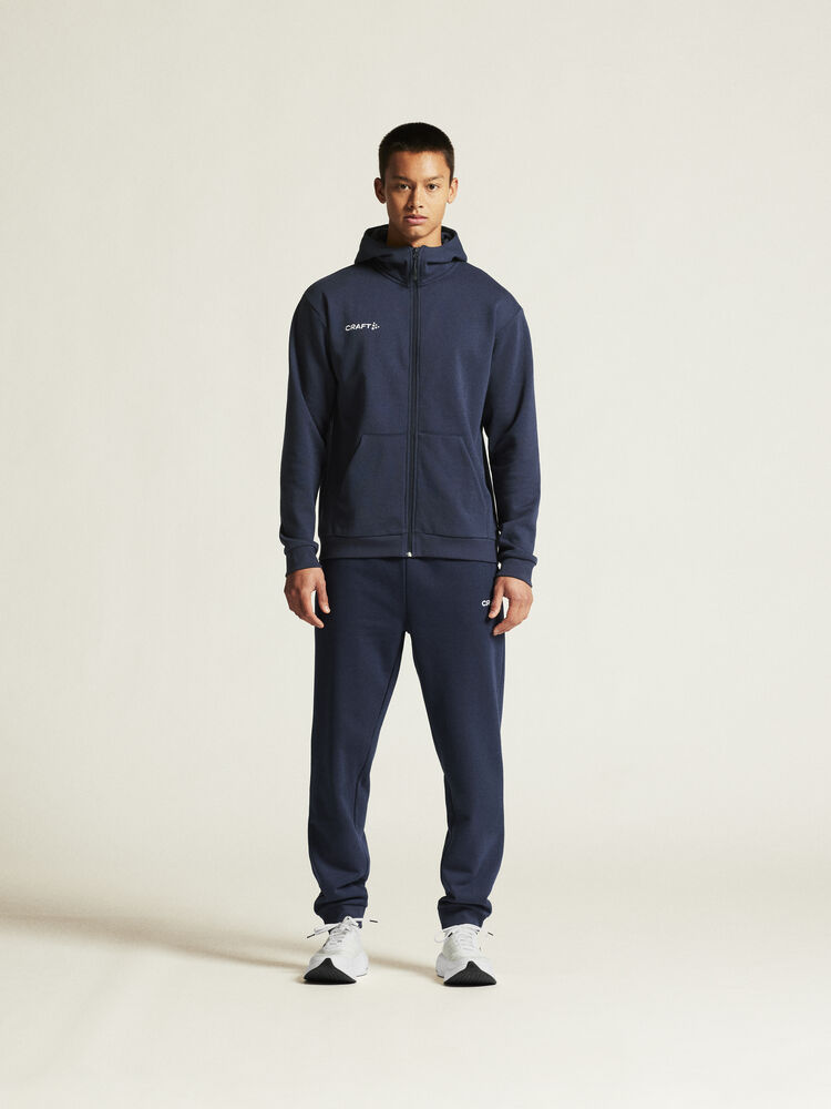 1915305-390000_Community-2-Pants-M_closeup1