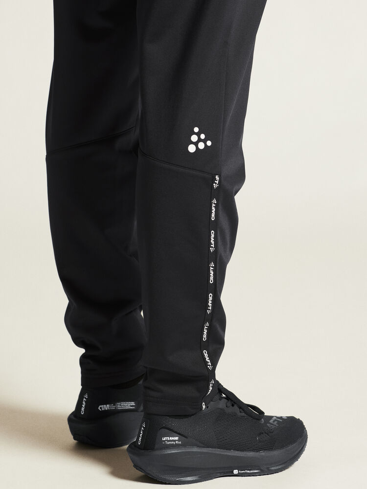 1915354-999000_Squad-Go-Pant-W_closeup7