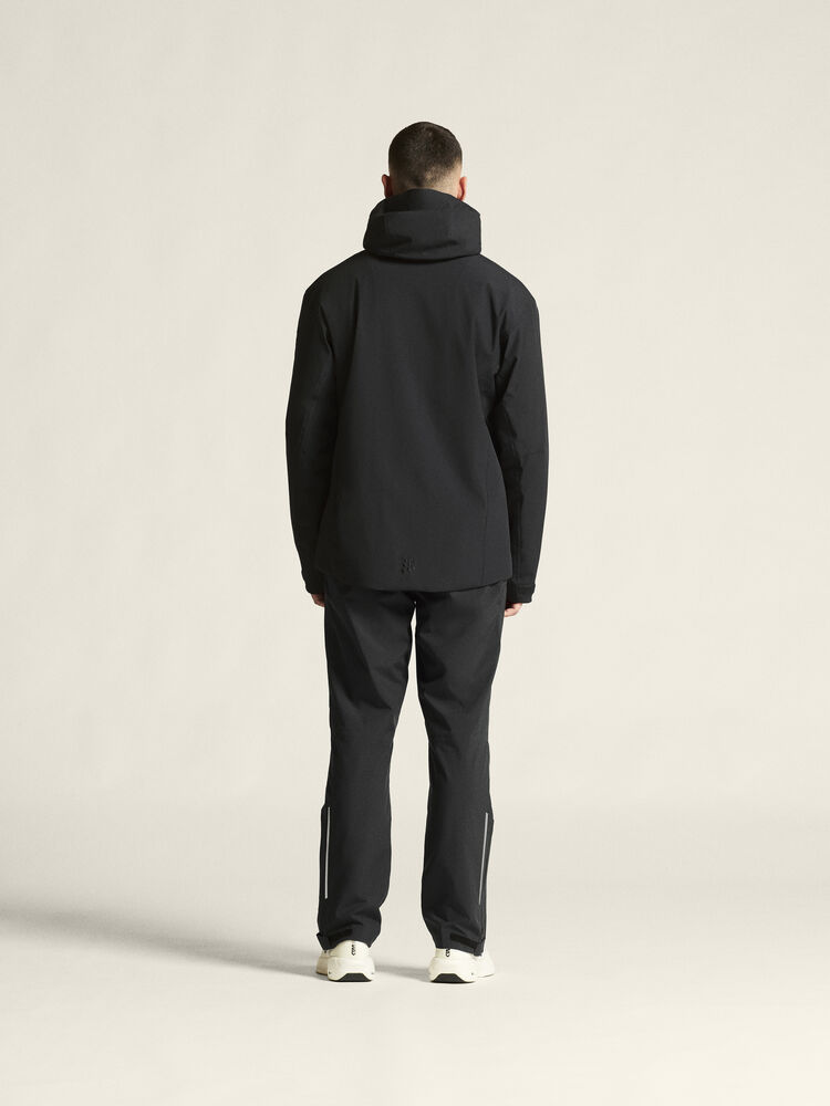 1916338-999000_Explore-Padded-Jacket-M_closeup3